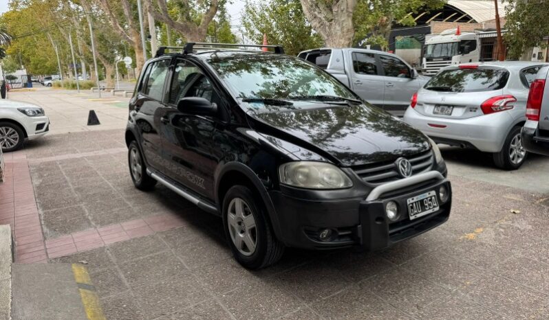 
								Usados 2007  Volkswagen Crossfox full									