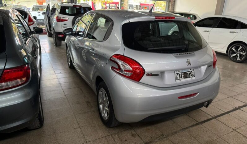 
								Usados 2014  Peugeot 208 full									