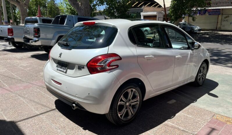 
								Usados 2015  Peugeot 208 full									