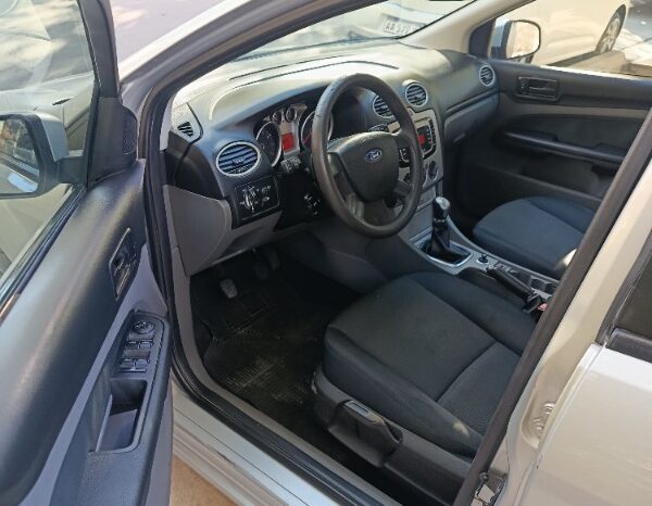 
								Usados 2010  Ford Focus full									