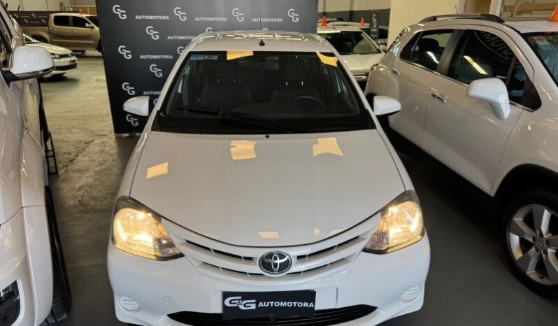 
								Usados 2015  Toyota Etios full									