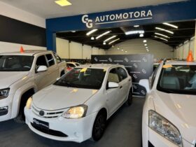 Usados 2015  Toyota Etios